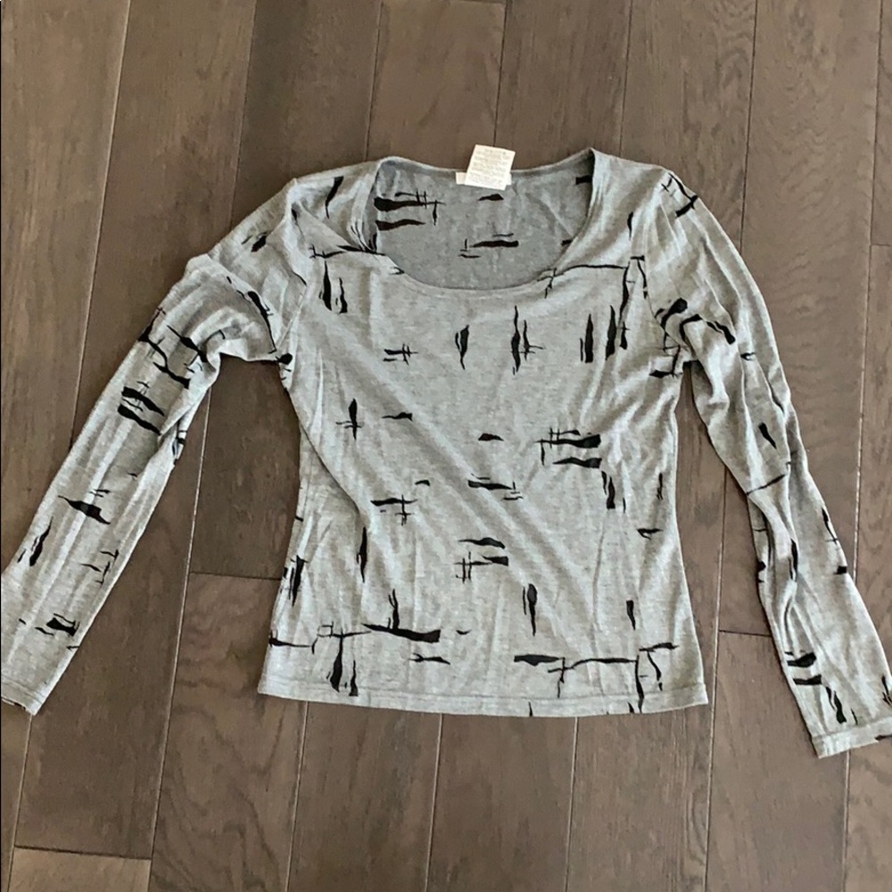 Naramagile Italy grey long sleeved top mesh
